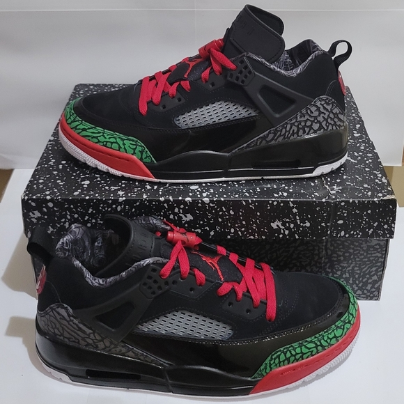 Jordan Spizike Low Classic Sneaker Green White‎ Varsity Red - Picture 1 of 7